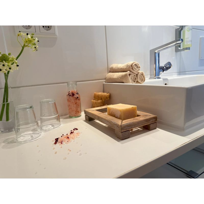 https://www.lalashops.nl/media/catalog/product/4/0/404751_zeepbakje_23_met_deco_dutch_mood.jpg