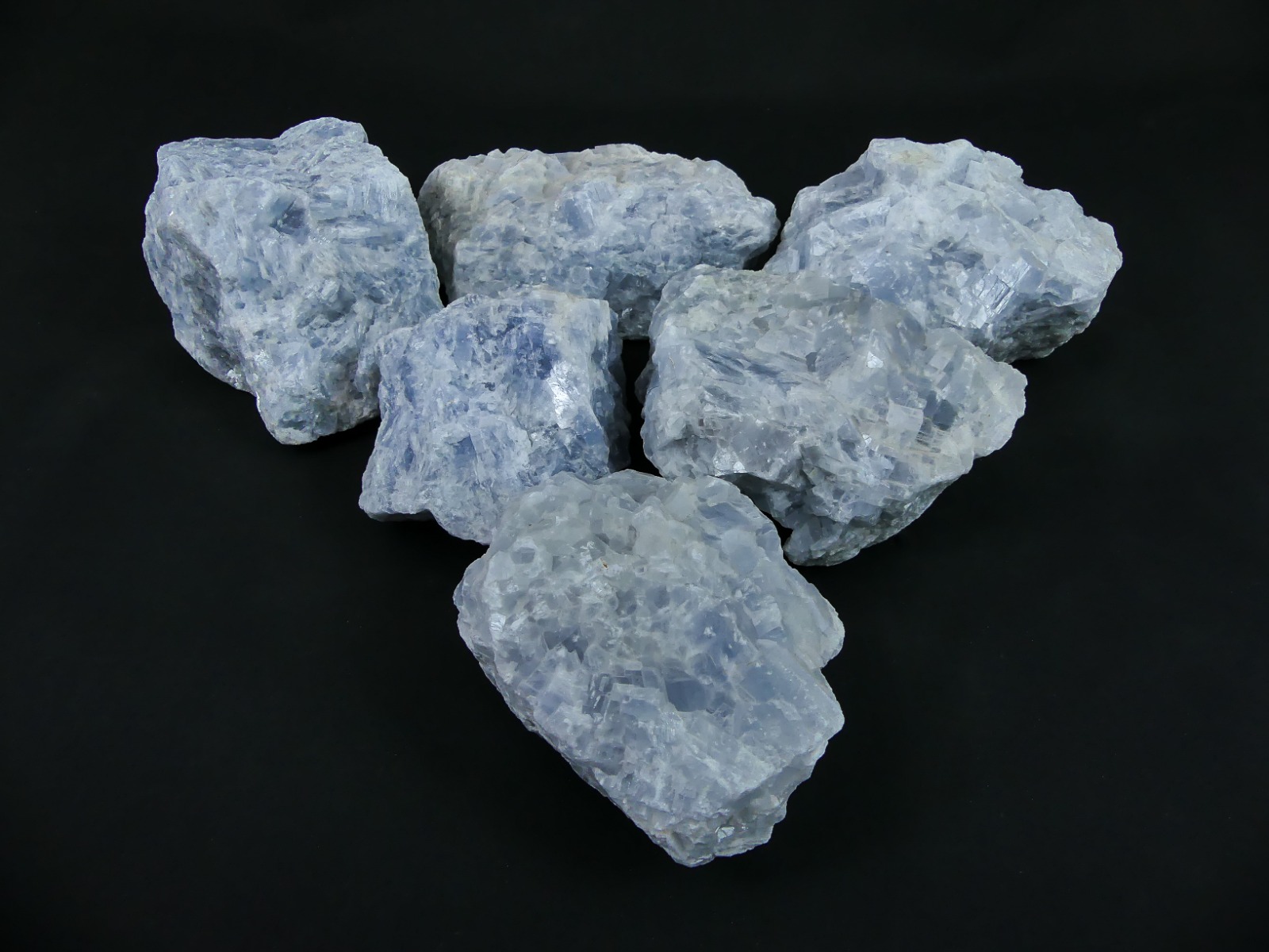 https://www.lalashops.nl/media/catalog/product/b/l/blauwe_calciet_ruw_6_stuks_10_77kg_1_.jpg