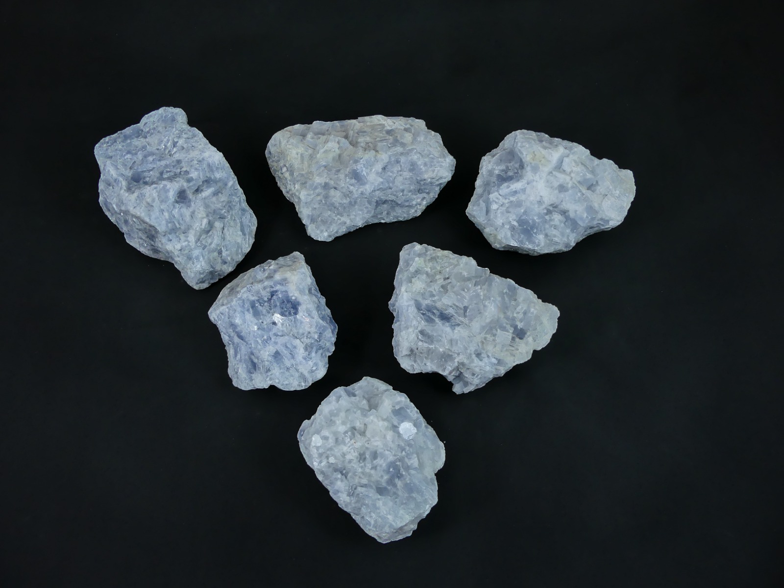 https://www.lalashops.nl/media/catalog/product/b/l/blauwe_calciet_ruw_6_stuks_10_77kg_4_.jpg