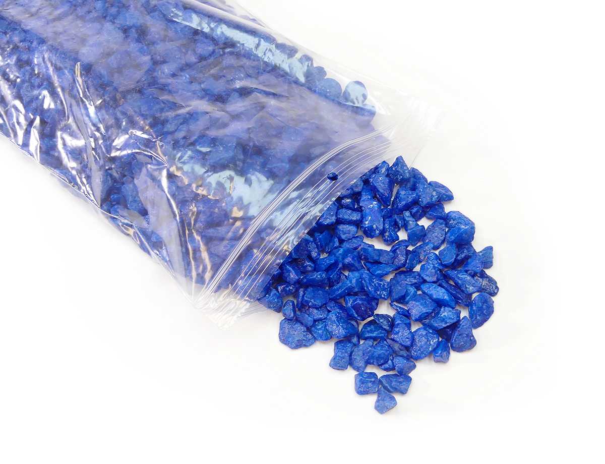 https://www.lalashops.nl/media/catalog/product/b/l/blauwe_granulaat_steentjes_9-13_mm_in_verpakking.jpg