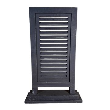 Robuuste houten shutter in antiek zwart – Black Berlin stijl