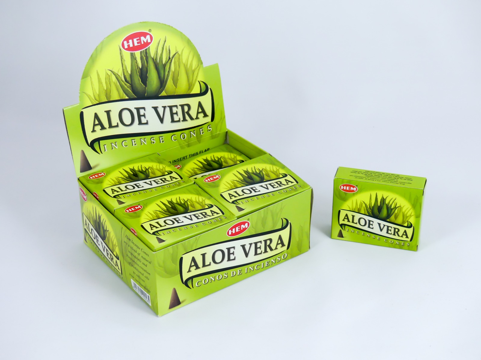 https://www.lalashops.nl/media/catalog/product/h/e/hem_wierook_kegels_-_aloe_vera_-_voordeelbox_12_pakjes_120_kegels_1.jpg