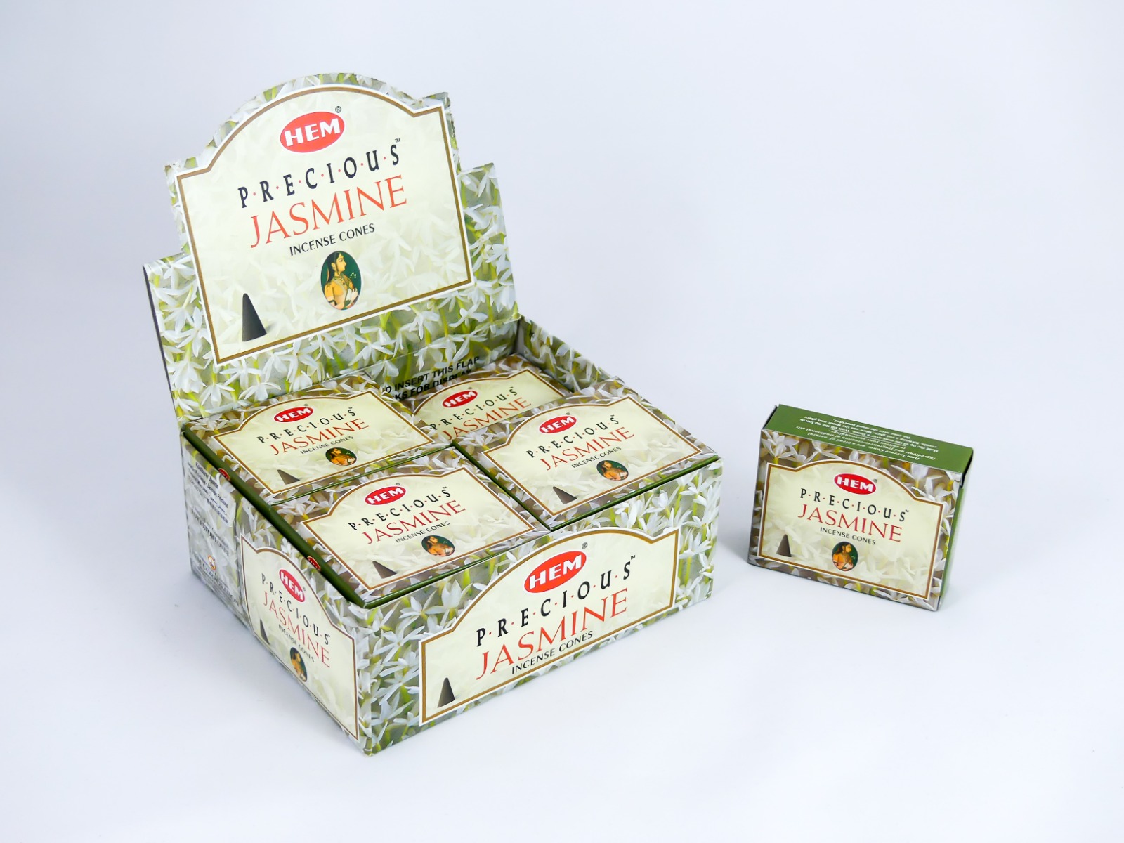 https://www.lalashops.nl/media/catalog/product/h/e/hem_wierook_kegels_-_jasmine_precious_-_voordeelbox_12_pakjes_120_kegels_1.jpg