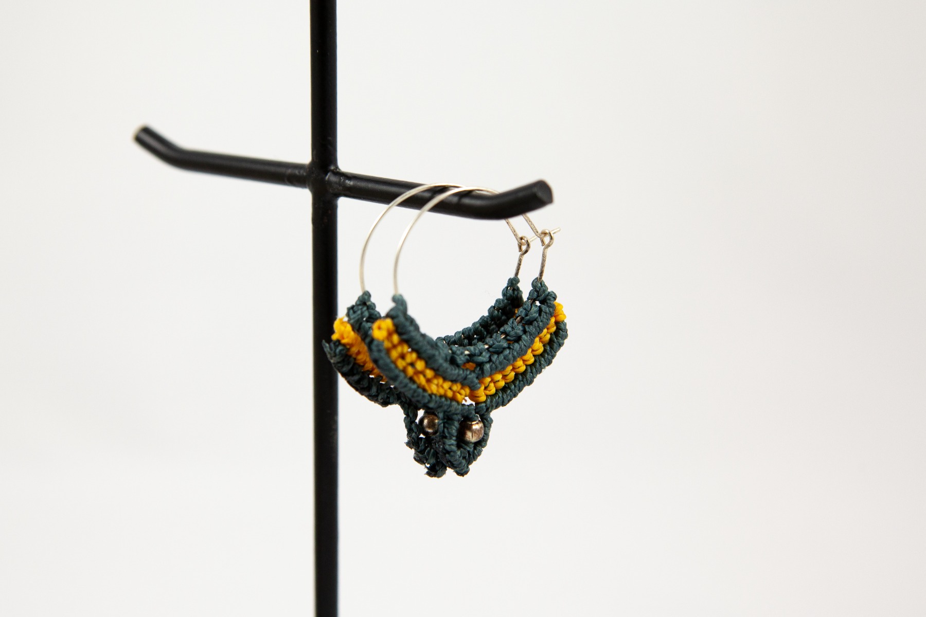https://www.lalashops.nl/media/catalog/product/m/a/macram_oorring_13_4_.jpg