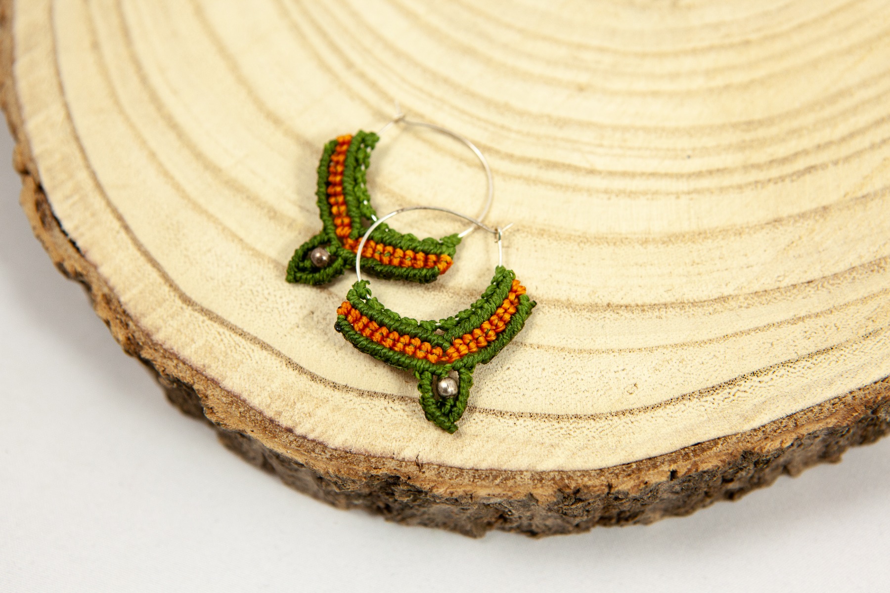 https://www.lalashops.nl/media/catalog/product/m/a/macram_oorring_19_5_.jpg