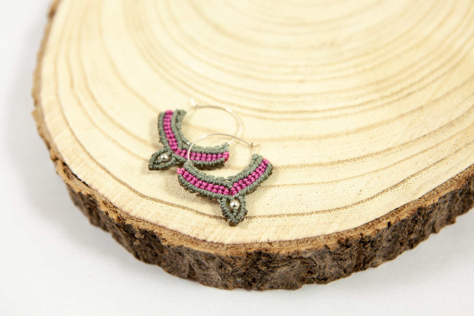 https://www.lalashops.nl/media/catalog/product/m/a/macram_oorring_1_5_.jpg