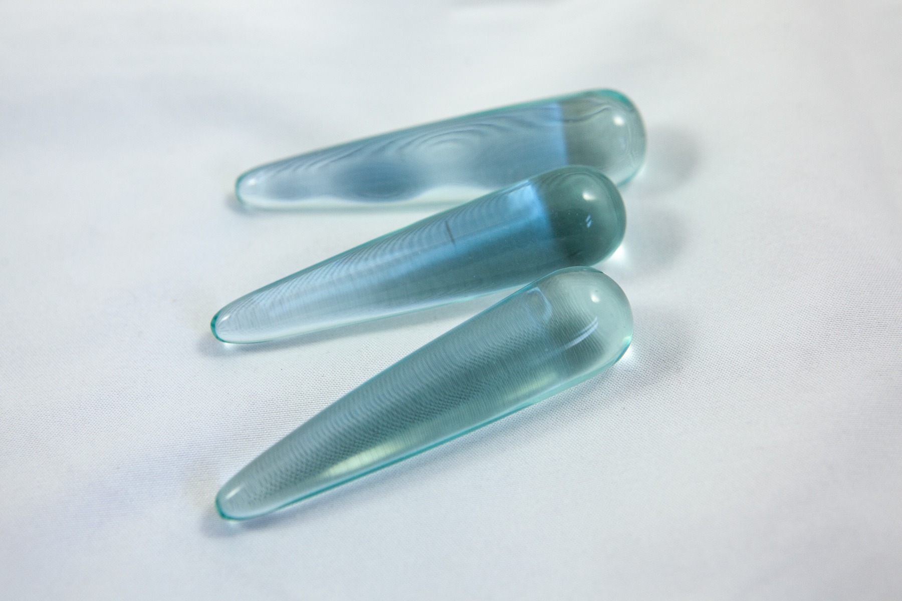 LalaShops Massage Griffel - Blauwe Obsidiaan - Helder - Kristal / Edelsteen - ca. 8cm