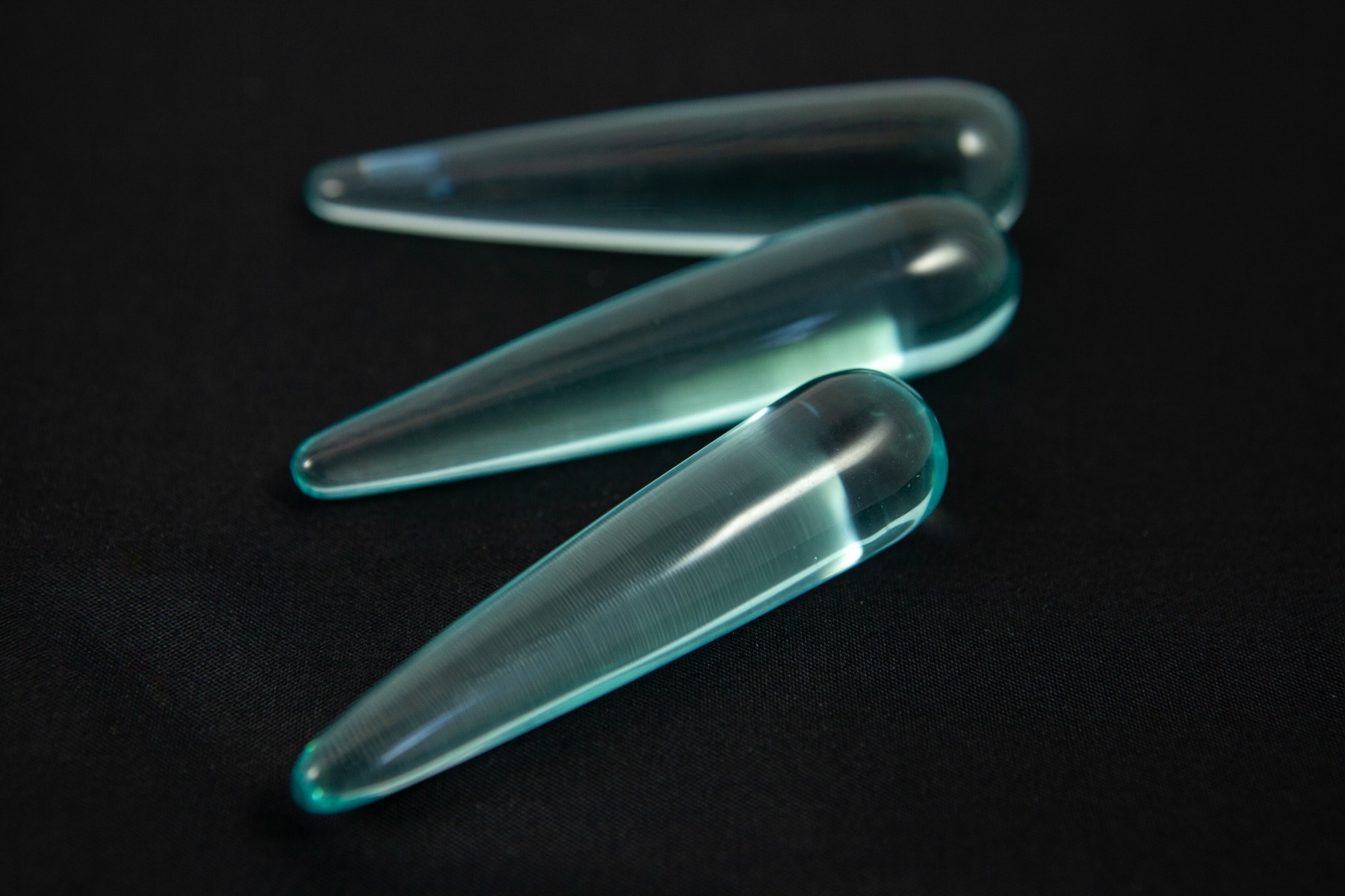https://www.lalashops.nl/media/catalog/product/m/a/massage_griffel_blauwe_heldere_obsidiaan_8_.jpg