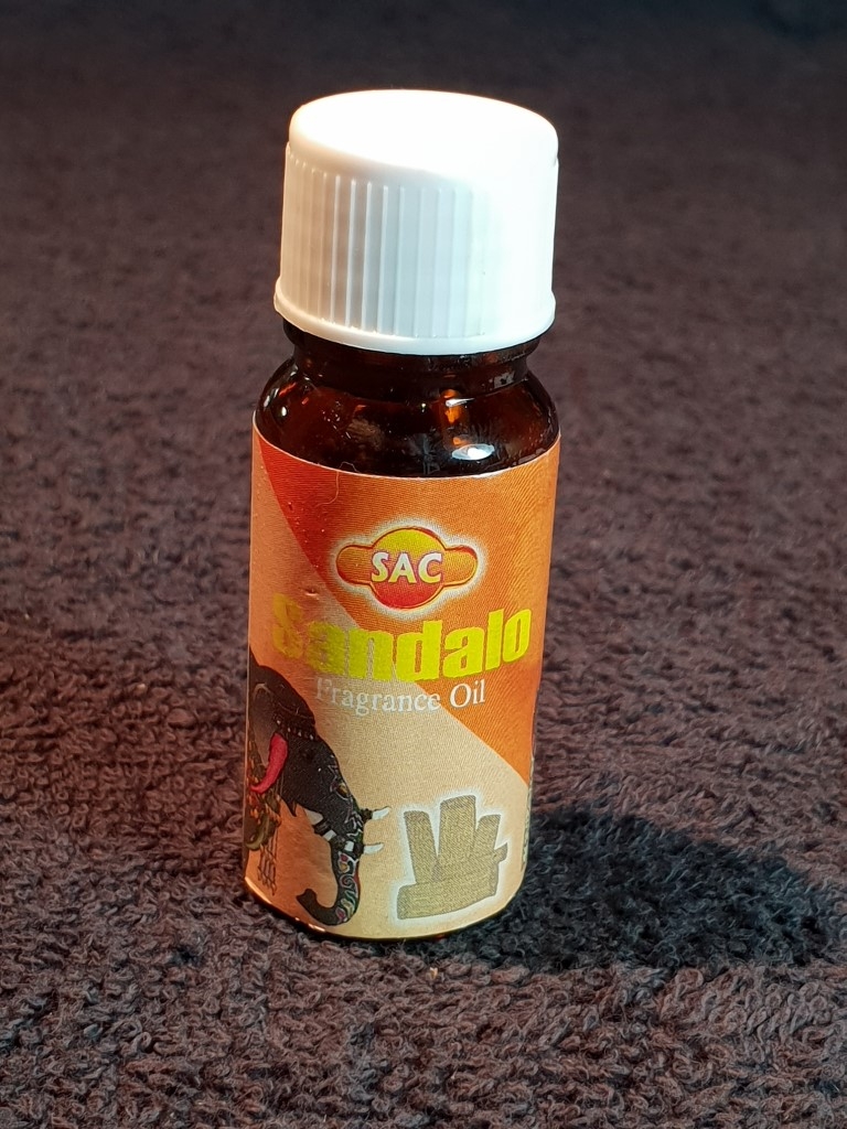 https://www.lalashops.nl/media/catalog/product/s/a/sandalwood_3.jpg