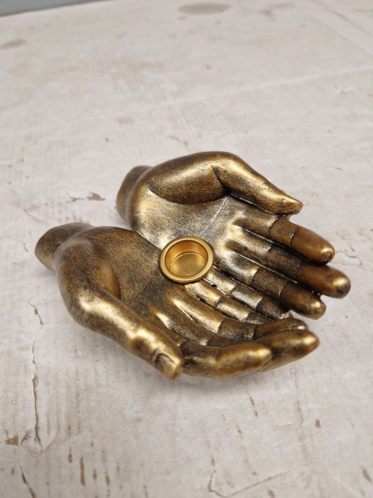 https://www.lalashops.nl/media/catalog/product/w/i/wierookhouder_gouden_handen_links.jpg